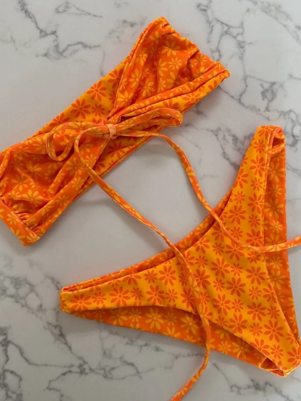 Leni Swims Lottie Bandeau Top & Lottie Bottom Bikini SET - Daisy - Size XS
